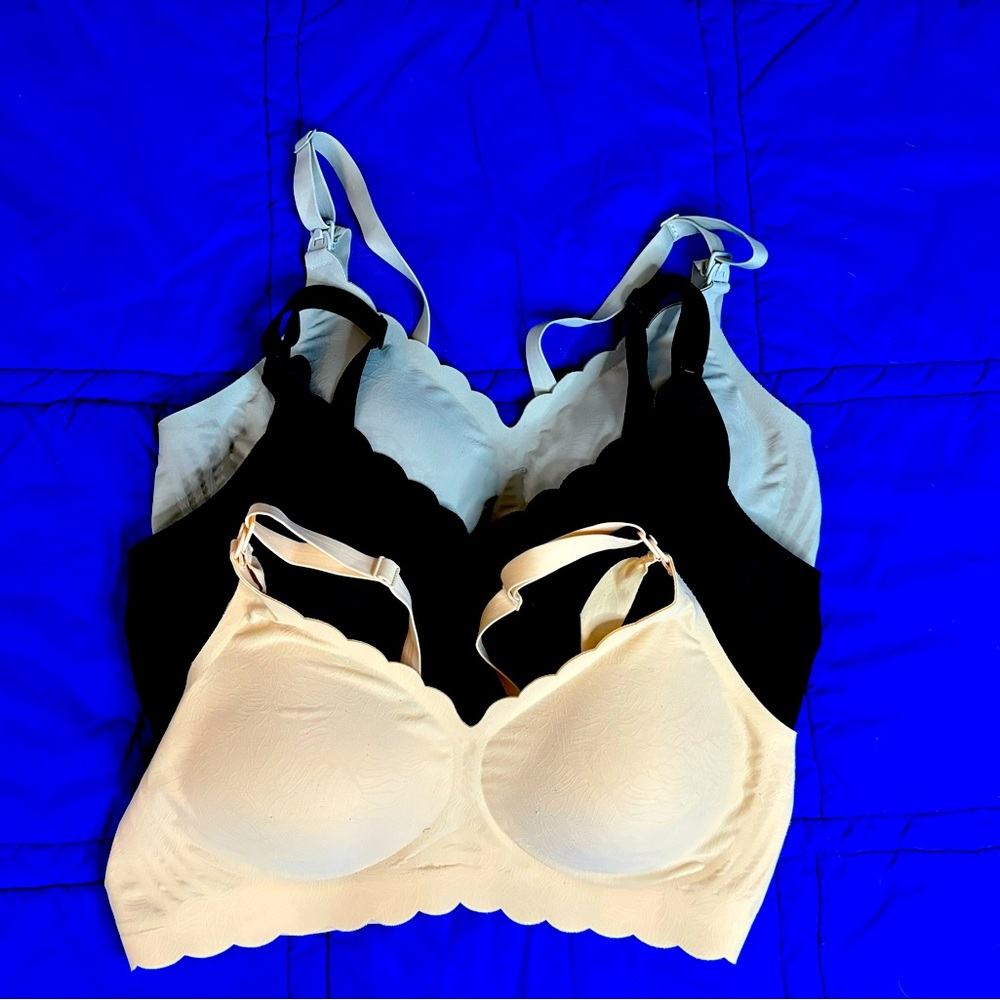 MomWills Nursing Bras. 3 pack! Size Large.